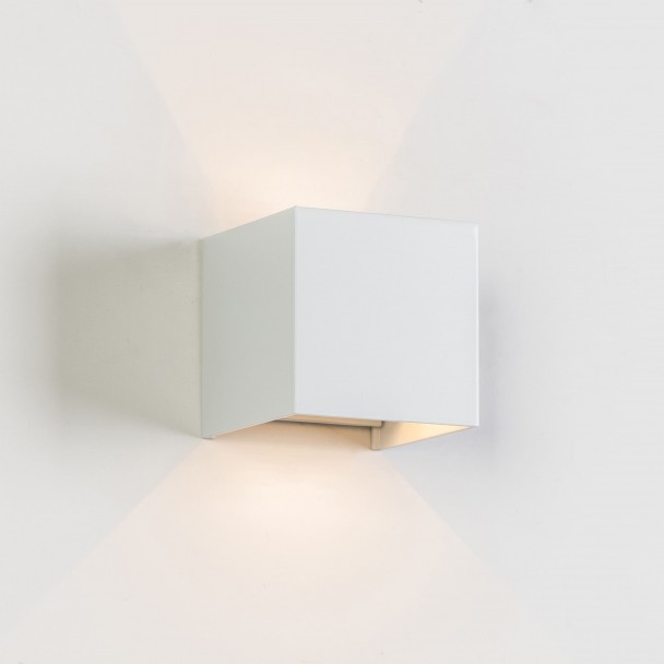 Aplique IP54 - blanco - Cubic