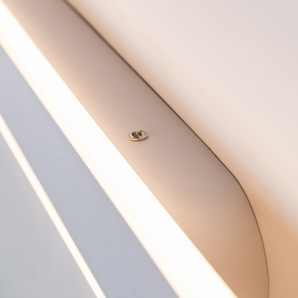 Lámpara de pared LED grande con una longitud de...