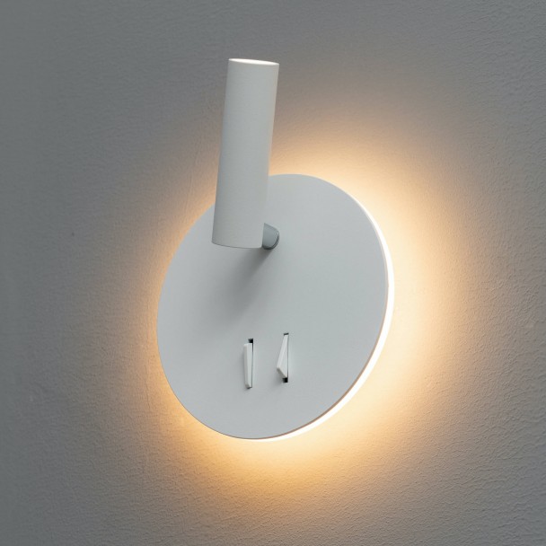 Aplique LED con luz de lectura integrada