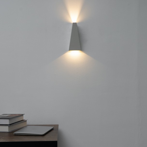Aplique de doble haz LED IP54 - Helsinki