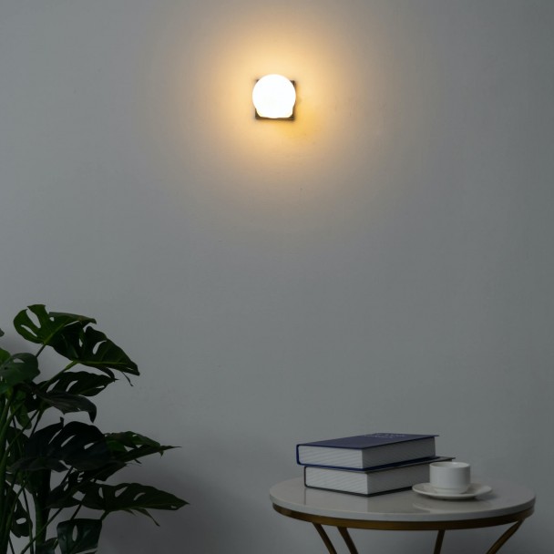 Aplique de cristal con base dorada