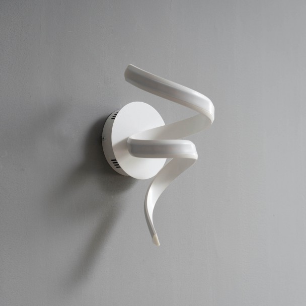Aplique de metal blanco