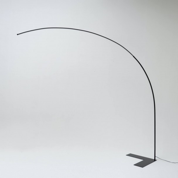 Lámpara de mesa LED grande para el salón