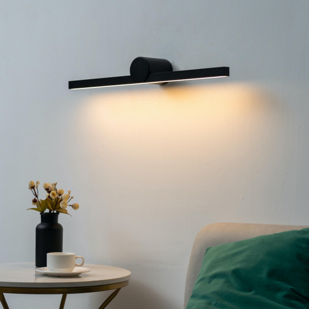 Lámpara de pared para iluminar un espejo