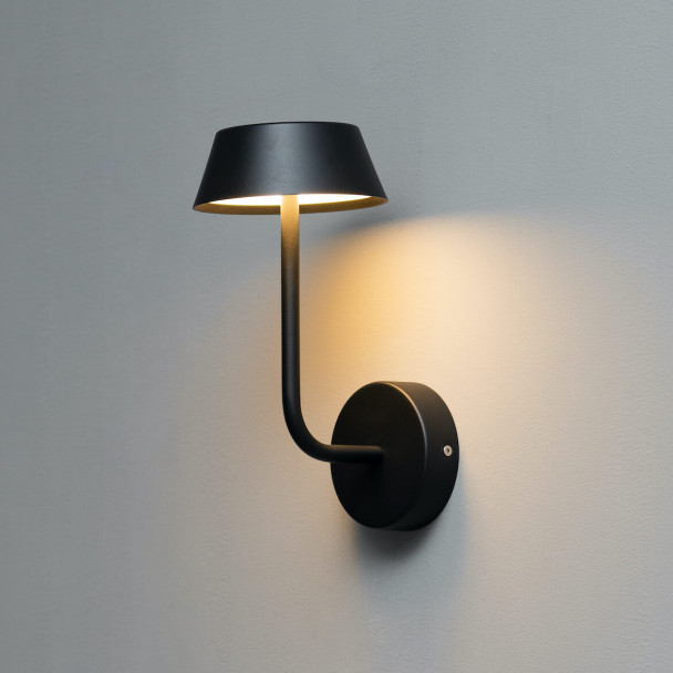 Luminaria de pared con iluminación indirecta
