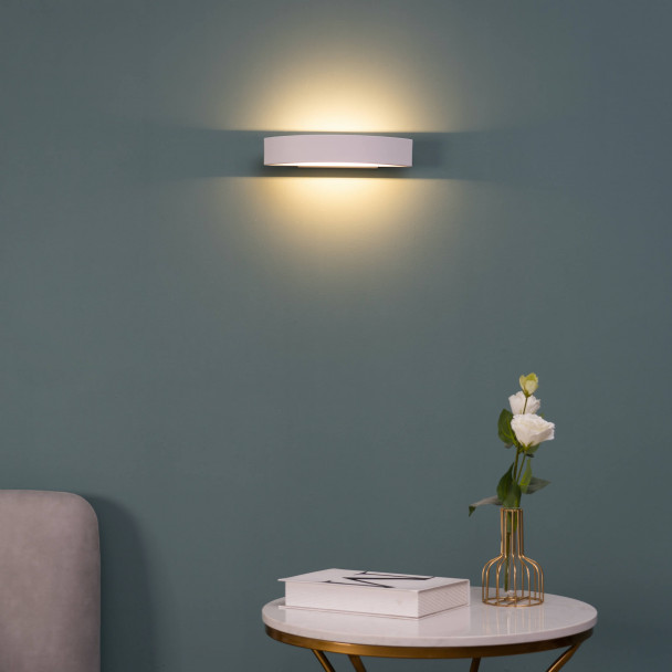 Aplique blanco semicircular