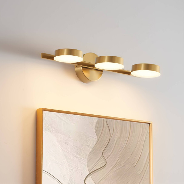 Luminaria mural dorada triple fuente de luz - Syloria